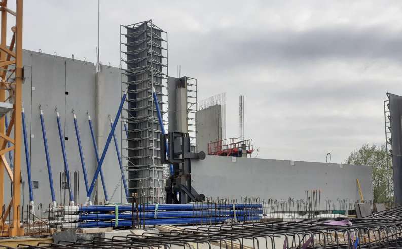 Manutention par les raidisseurs